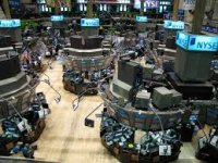Azijske burze prate rast Wall Streeta, dolar oslabio