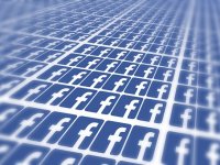 Facebook slavi 15. rođendan i suočava se sa zrelošću, pred Zuckerbergom je veliki izazov