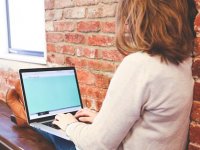 Zaposlenici će od sada moći lakše raditi od kuće, ukida se jedan važan pravilnik