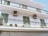 Hotelijeri traže da se hitno dekretom zabrani daljnja izgradnja nekretnina na obali