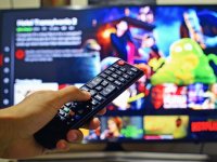 Netflix izgubio milijun pretplatnika, ali dionice su porasle