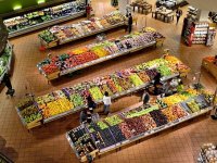 Novi zakon očekivano smanjio nedjeljni promet u trgovinama